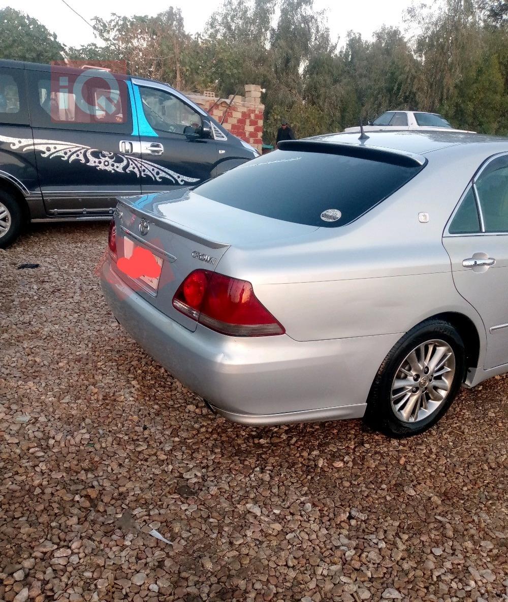 تويوتا كراون